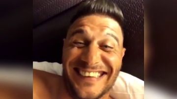 Joaqu&iacute;n vuelve a deleitar a sus seguidores con una ronda de chistes durante la hora de la siesta