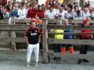 El actor Daniel Baldwin corre en el encierro de Pamplona como promesa a su amigo Patrick Michael Raynor El actor Daniel Baldwin corre en el encierro de Pamplona como promesa a su amigo Patrick Michael Raynor