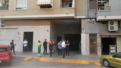 Lugar en el que se ha producido el asesinato machista en Elche. Lugar en el que se ha producido el asesinato machista en Elche.