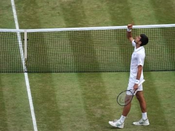 Djokovic celebra el título de Wimbledon
