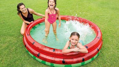 El furor por las piscinas hinchables se desata durante la desescalada por coronavirus
