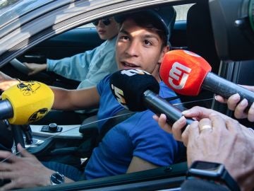 Olver Torres ya está en Sevilla para cerrar su fichaje