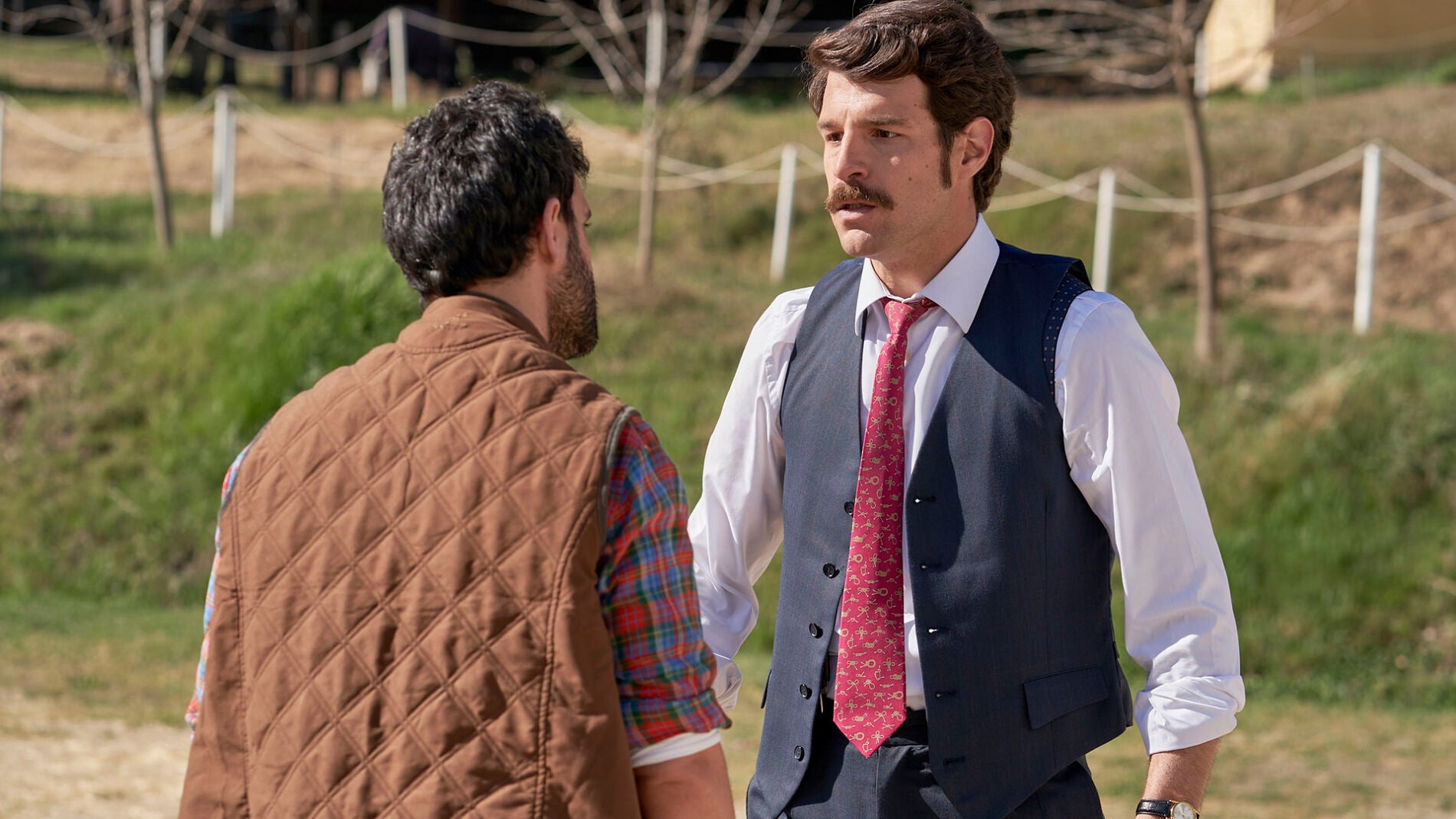 Carlos y Diego se enredan en una violenta pelea por M&oacute;nica