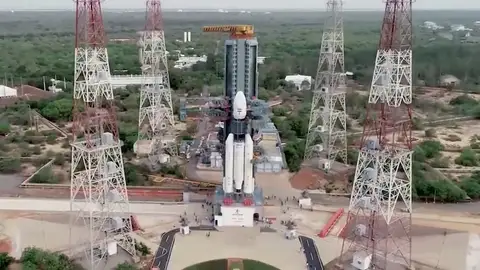 Un fallo obliga a India a suspender su misión al polo sur de la Luna Un fallo obliga a India a suspender su misión al polo sur de la Luna