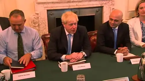 Boris Johnson le ha dicho a sus ministros que habrá brexit "sin peros" Boris Johnson le ha dicho a sus ministros que habrá brexit "sin peros"