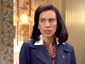 Manolita, furiosa por el desmadre de Luisita y Amelia en la suite del hotel Manolita, furiosa por el desmadre de Luisita y Amelia en la suite del hotel