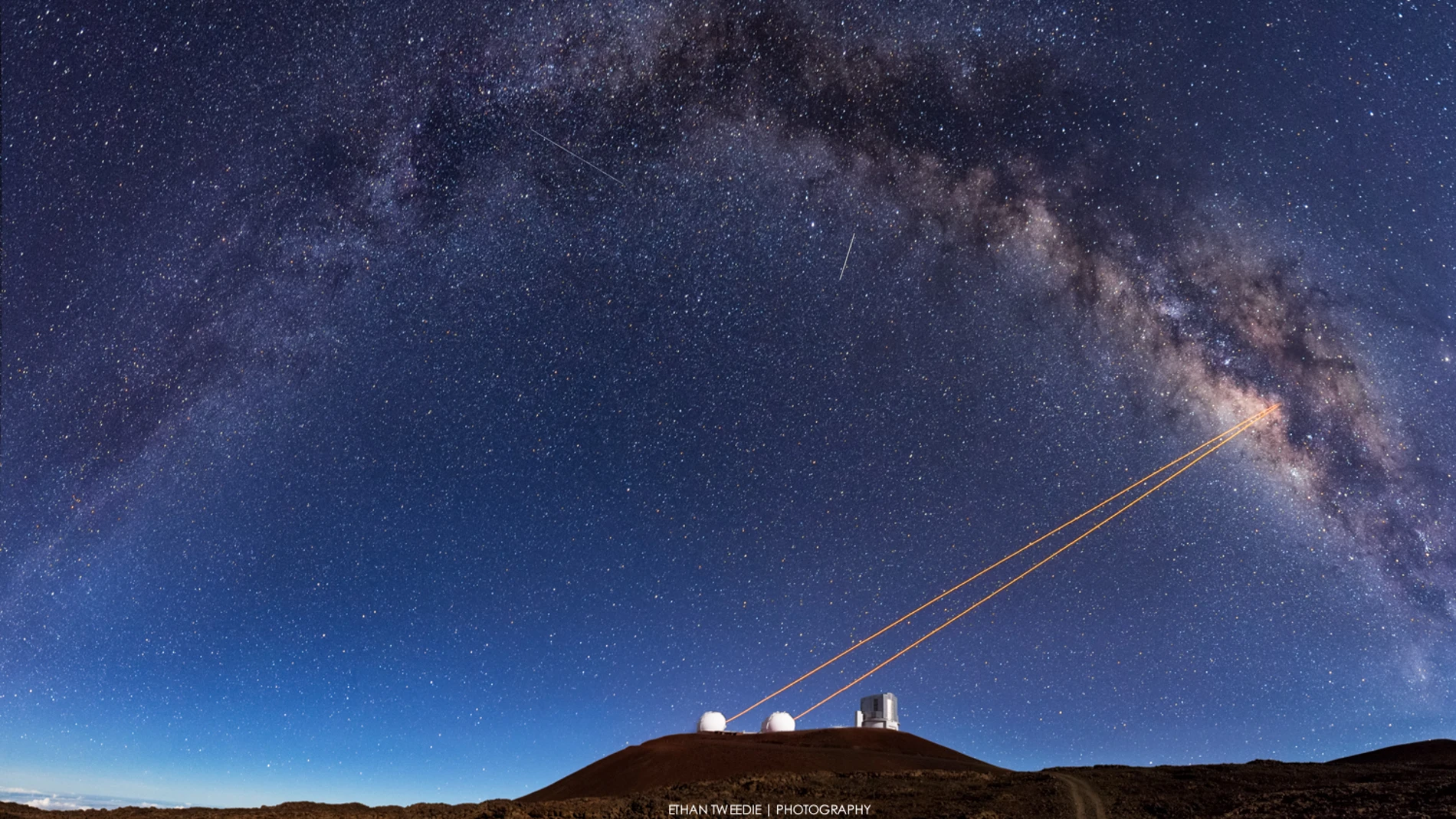 La orbita de una estrella alrededor de un agujero negro supermasivo da la razon a Einstein La orbita de una estrella alrededor de un agujero negro supermasivo da la razon a Einstein