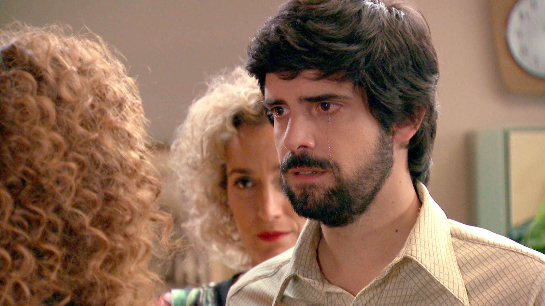 Vicente descubre el secreto de Ana