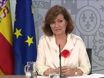 Carmen Calvo: "No ha podido ser por la irresponsabilidad de las derechas" Carmen Calvo: "No ha podido ser por la irresponsabilidad de las derechas"