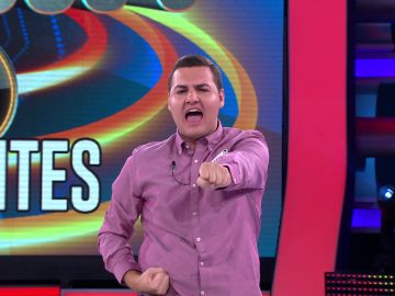 Martín demuestra su cinturón negro de karate en medio del plató de ‘¡Ahora caigo!’ Martín demuestra su cinturón negro de karate en medio del plató de ‘¡Ahora caigo!’