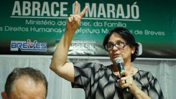 Damares Alves, ministra de la Mujer, Familia y Derechos Humanos en Brasil