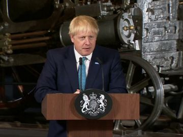 Johnson abordará la negociación con la UE con "espíritu de amistad"