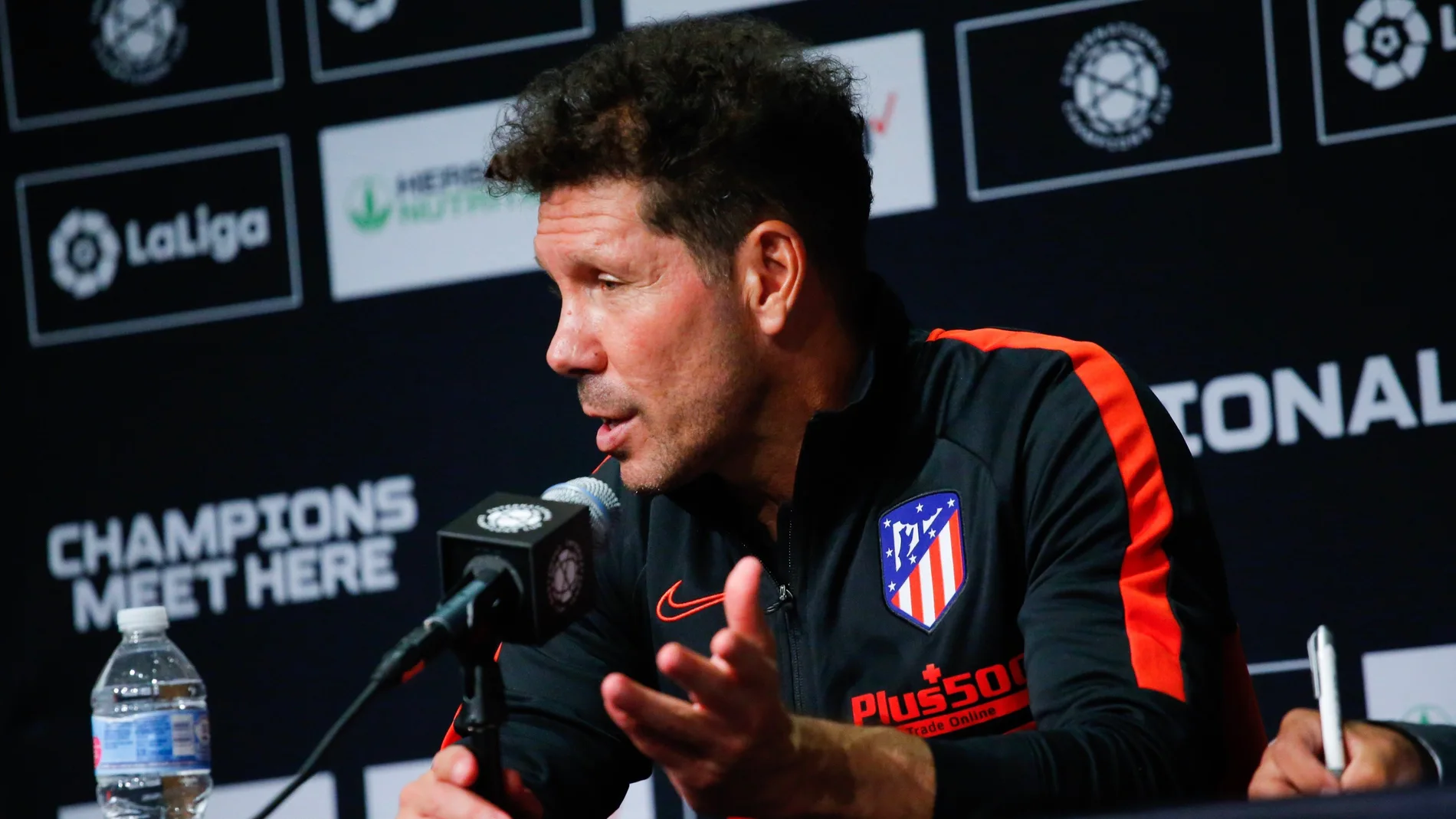 Simeone, en la rueda de prensa posterior a la goleada ante el Real Madrid Simeone, en la rueda de prensa posterior a la goleada ante el Real Madrid