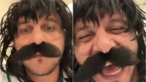 Joaquín se disfraza de mexicano Joaquín se disfraza de mexicano