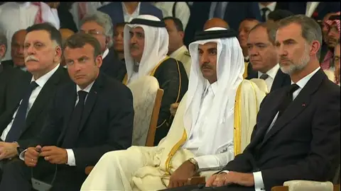 Felipe VI asiste al funeral de Essebsi, padre de la democracia en Túnez Felipe VI asiste al funeral de Essebsi, padre de la democracia en Túnez
