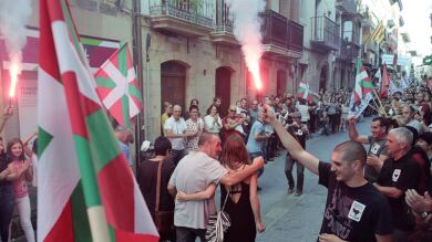 PP, Ciudadanos y UPN critican a Pedro Sánchez por pactar a los 