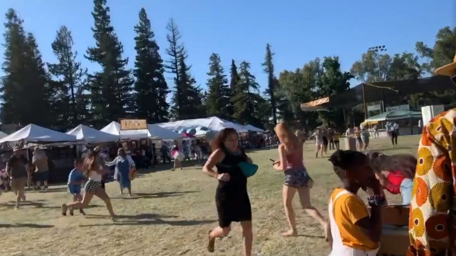 Continúa la búsqueda del cómplice del tiroteo de California que dejó cuatro muertos