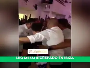 Intentan agredir a Leo Messi en una discoteca Ibiza Intentan agredir a Leo Messi en una discoteca Ibiza