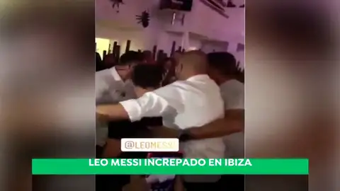 Intentan agredir a Leo Messi en una discoteca Ibiza Intentan agredir a Leo Messi en una discoteca Ibiza