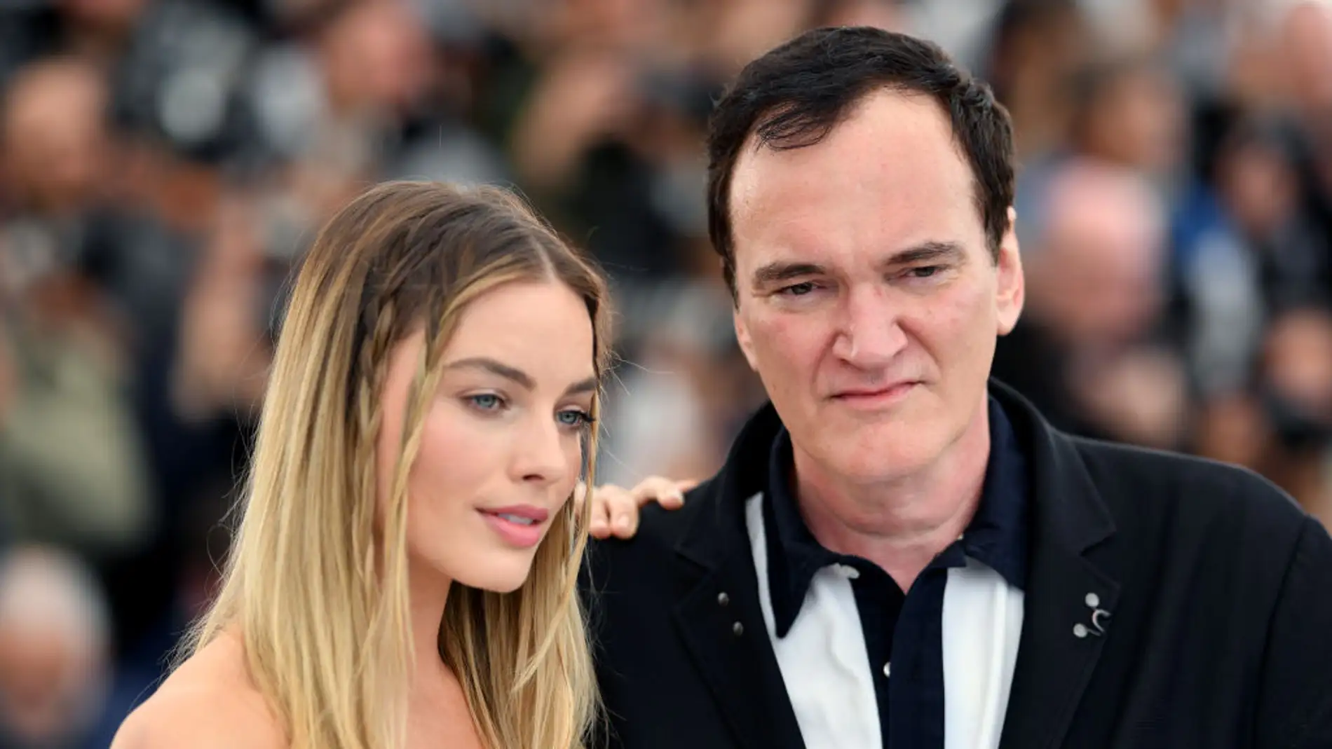 Margot Robbie junto a Quentin Tarantino