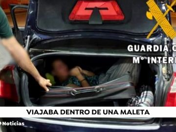 Hallan a una mujer deshidratada dentro de una maleta en el puerto de Almería