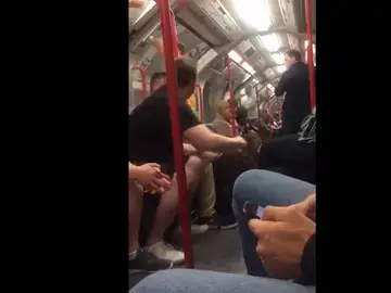 Incidente en el metro con un aficionado del Chelsea Incidente en el metro con un aficionado del Chelsea