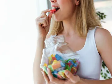 Comiendo chuches Comiendo chuches