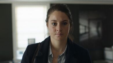 Jane no lo soporta más y acude sola a conocer a su violador