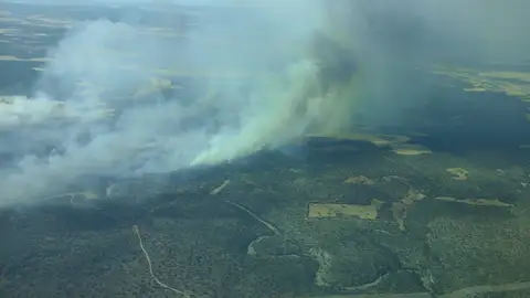 Vista aérea del incendio de Barchín del Hoyo, Cuenca Vista aérea del incendio de Barchín del Hoyo, Cuenca