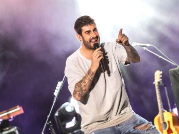 Melendi arrasa el Auditorio en el festival de Starlite de Marbella