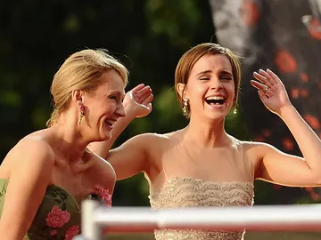 J.K. Rowling y Emma Watson J.K. Rowling y Emma Watson