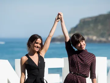 Anna Castillo y Macarena García Anna Castillo y Macarena García