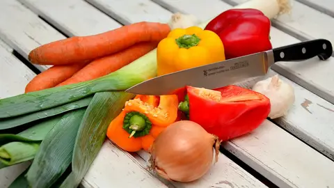 El truco del aluminio para tener siempre tus cuchillos afilados El truco del aluminio para tener siempre tus cuchillos afilados