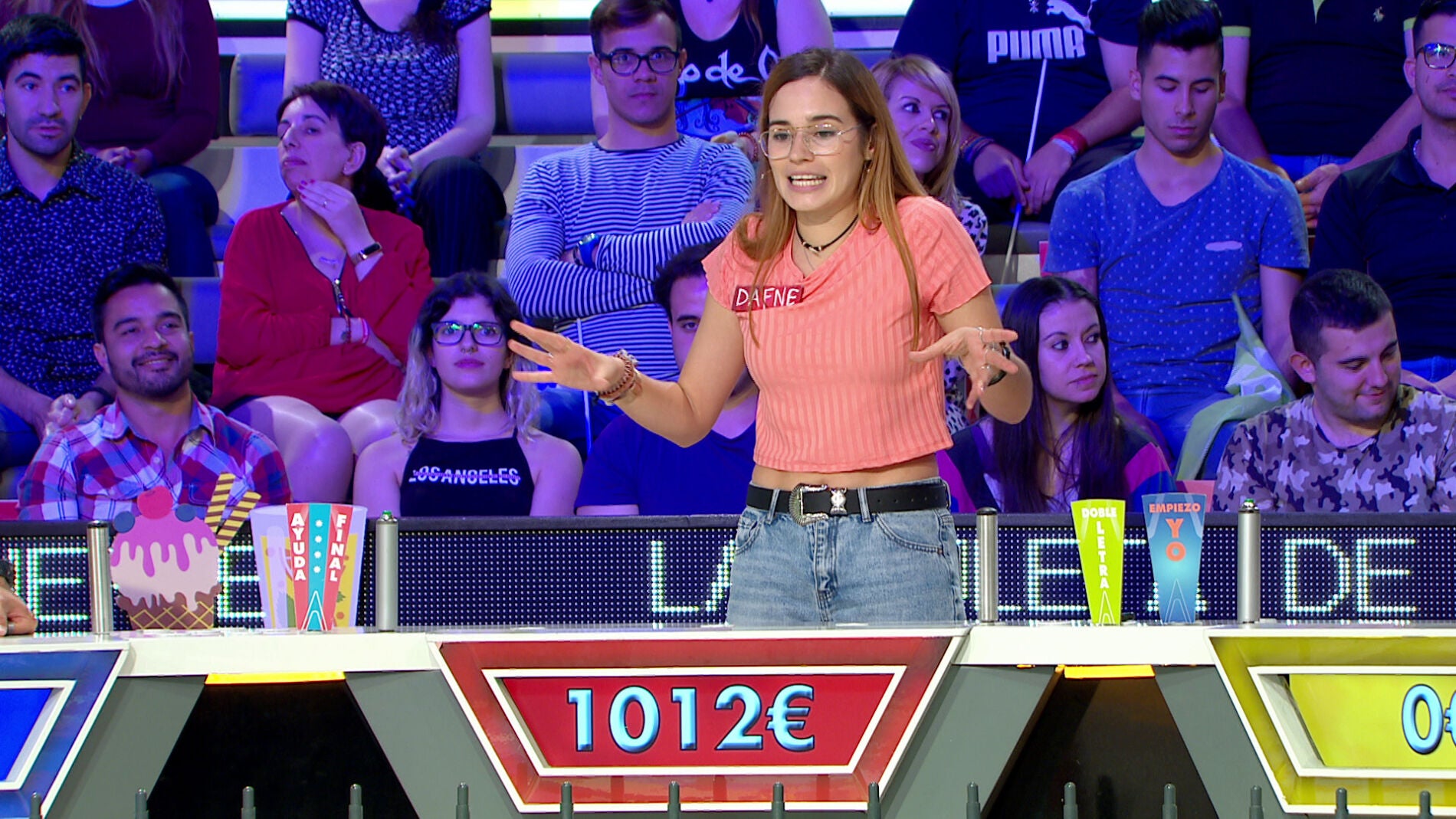 Dafne cuenta una graciosa experiencia de Tailandia en 'La ruleta de la suerte' 