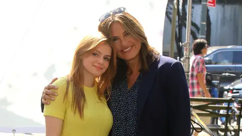 Ariel Winter y Mariska Hargitay rodando 'Ley y orden' Ariel Winter y Mariska Hargitay rodando 'Ley y orden'