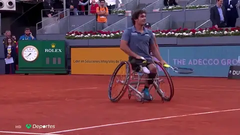 'Vale la pierna': Con este lema, Daniel Caverzaschi ha llegado a ser el Nadal del tenis en silla de ruedas 'Vale la pierna': Con este lema, Daniel Caverzaschi ha llegado a ser el Nadal del tenis en silla de ruedas