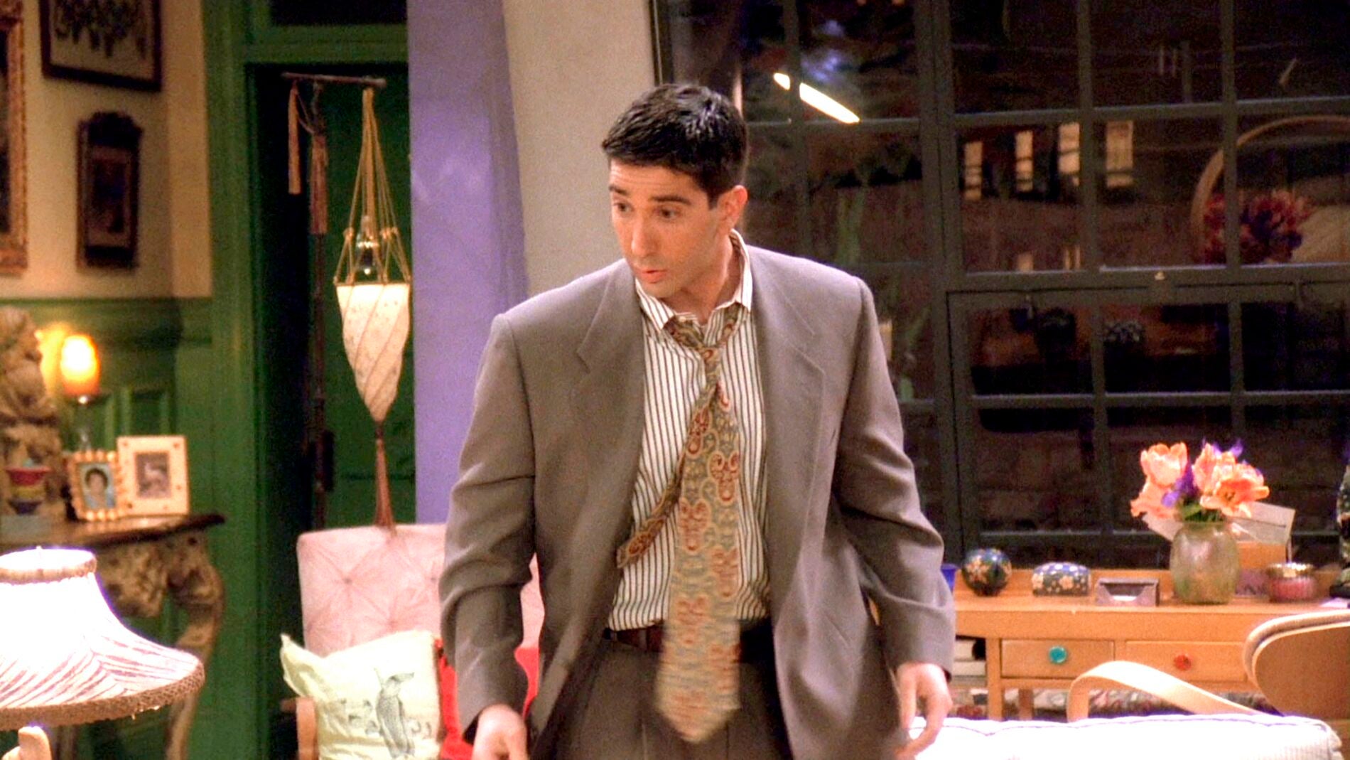 Rachel tiene un sueño erótico con Ross