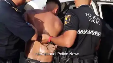 Cinco detenidos por robar 100.000 euros y amordazar a una mujer en Valencia Cinco detenidos por robar 100.000 euros y amordazar a una mujer en Valencia