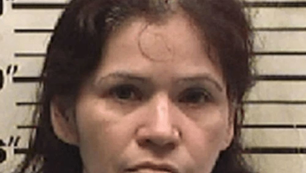 Joann, tía de Amberly