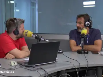 Óscar Camps, fundador de Open Arms: "Cuando estás en el mar no piensas en la multa, tratas de recoger a ese niño" Óscar Camps, fundador de Open Arms: "Cuando estás en el mar no piensas en la multa, tratas de recoger a ese niño"