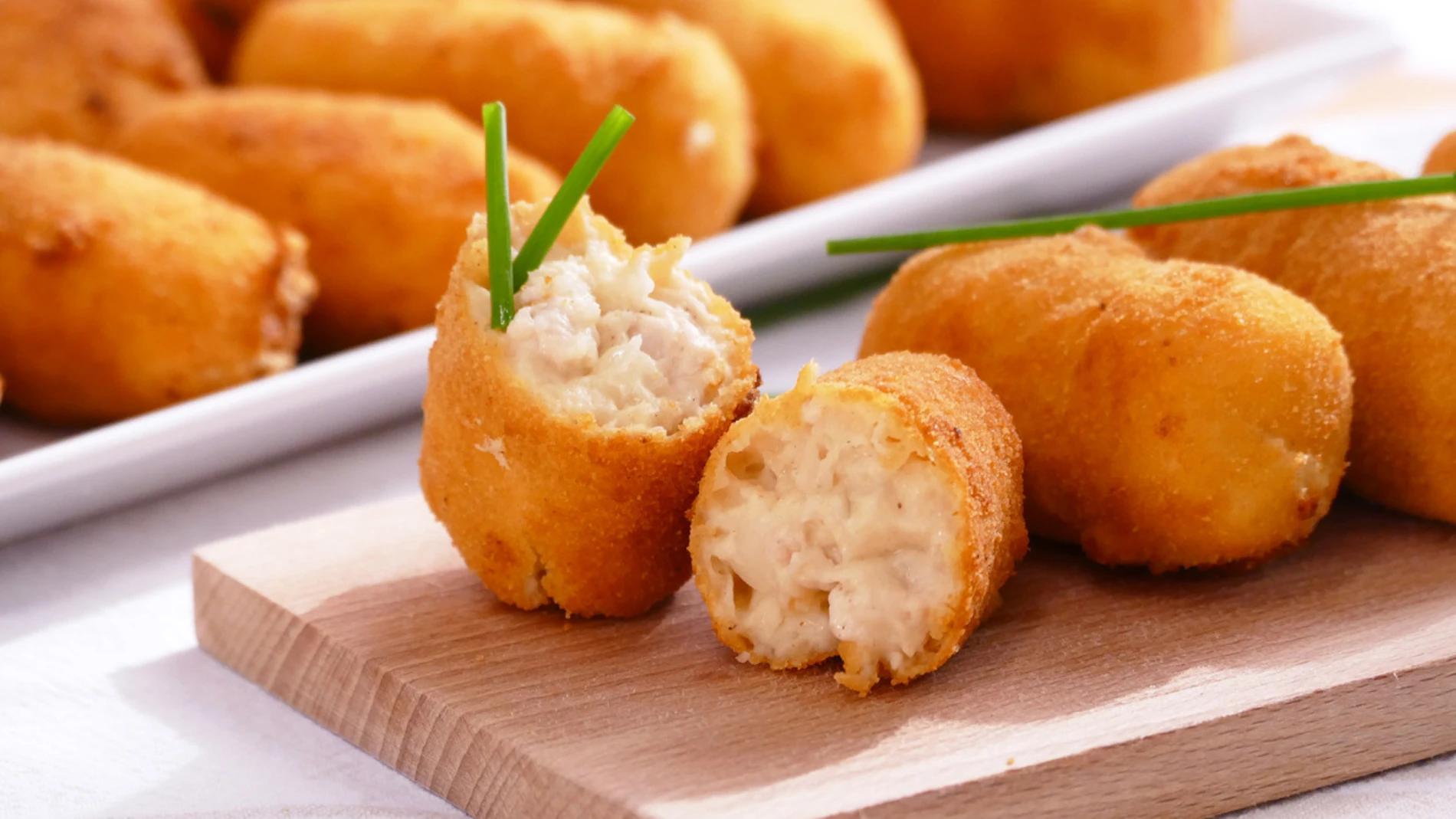 Día Internacional de la Croqueta 2020: Receta de croquetas de pollo y cómo preparar bechamel Día Internacional de la Croqueta 2020: Receta de croquetas de pollo y cómo preparar bechamel