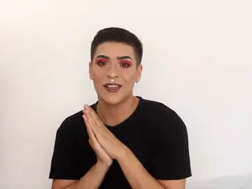 Ion Arenas en su canal de youtube Ion Arenas en su canal de youtube