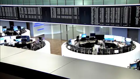 Incertidumbre en las bolsas por la caída de Alemania y el frenazo europeo Incertidumbre en las bolsas por la caída de Alemania y el frenazo europeo