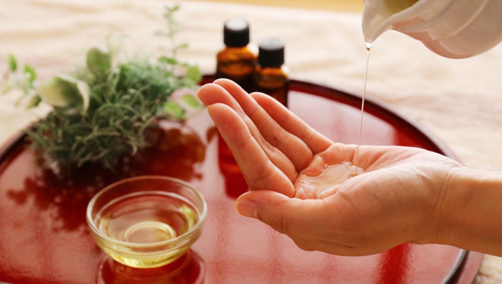 Prepara tus propios aceites corporales caseros: te decimos cómo ...