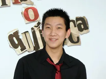 Andrés Cheung - Cara - 2019 Andrés Cheung - Cara - 2019