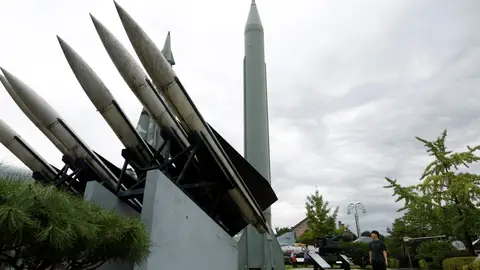 Corea del Norte realiza dos nuevos lanzamientos de proyectiles Corea del Norte realiza dos nuevos lanzamientos de proyectiles