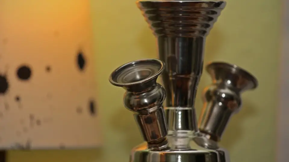Una cachimba tiene tantas sustancias nocivas como un cigarrillo, según un estudio Una cachimba tiene tantas sustancias nocivas como un cigarrillo, según un estudio