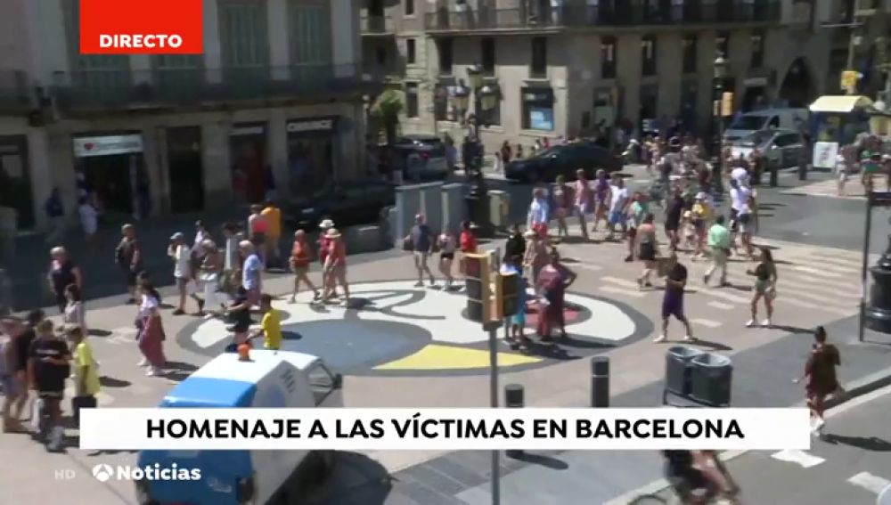 Pablo Casado, Albert Rivera, Pablo Iglesias y Santiago Abascal se acuerdan a través de Twitter de las víctimas de los atentados de Barcelona