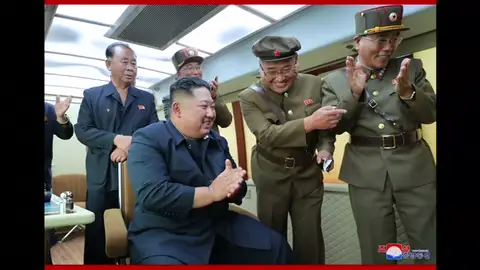 Kim Jong Un vuelve a probar su nueva arma en su último lanzamiento Kim Jong Un vuelve a probar su nueva arma en su último lanzamiento