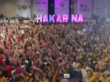 2.000 mujeres reivindican la lactancia materna en Filipinas 2.000 mujeres reivindican la lactancia materna en Filipinas